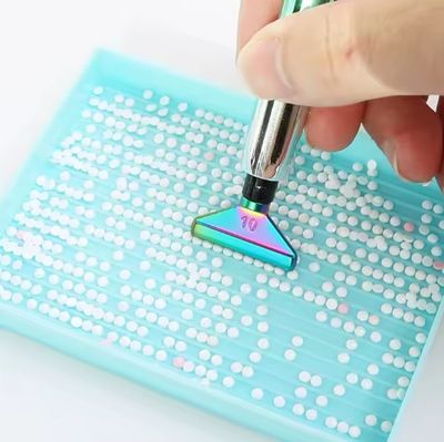 Diamond Painting "13- Teiliges Multi-Placer Aufsatz-Set"